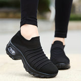 SOSENFER Women's 2089 Breathable Knit Running Shoes - Low-Top Slip-On Design, All-Season Comfort with PU Cushioned Sole for Gym, Jogging & Casual Wear (Black/White)