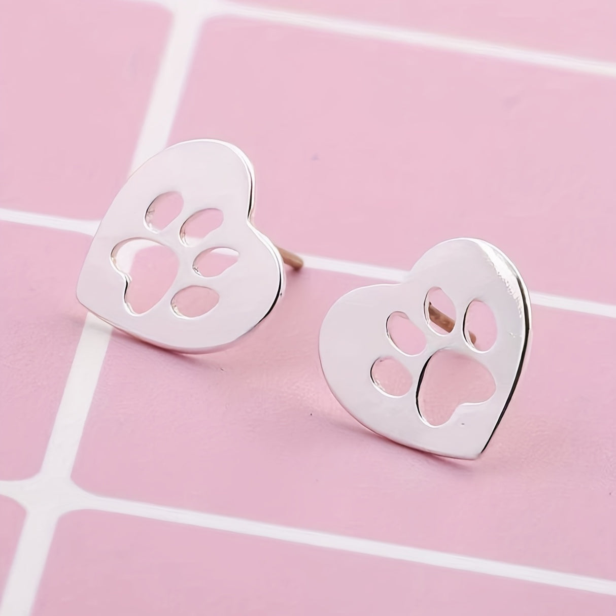 Heart Shape Hollow Animal Footprint Pattern Stud Earrings Cute Elegant Style Stainless Steel Jewelry Exquisite Gift For Lovers