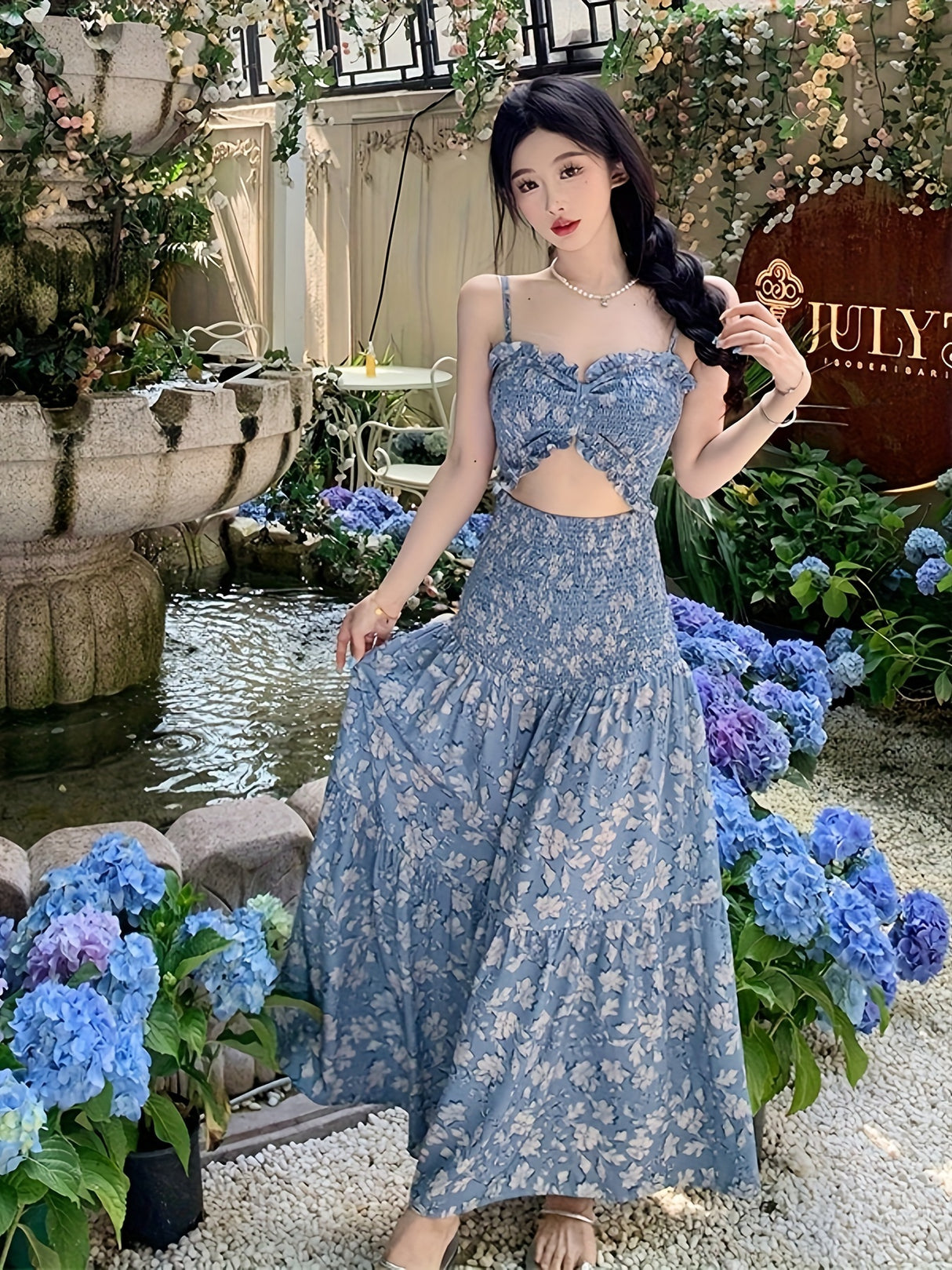 Elegant Floral Cut Out Dress for Women - Perfect for Spring and Summer Events