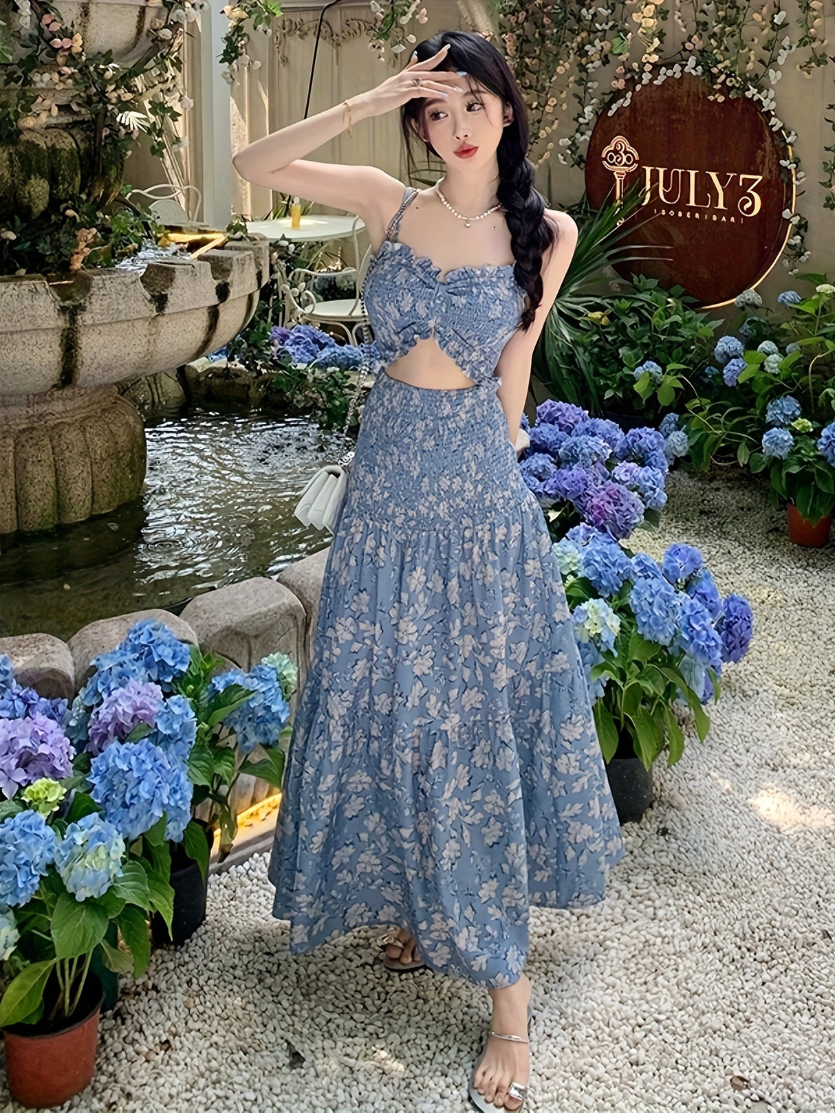Elegant Floral Cut Out Dress for Women - Perfect for Spring and Summer Events