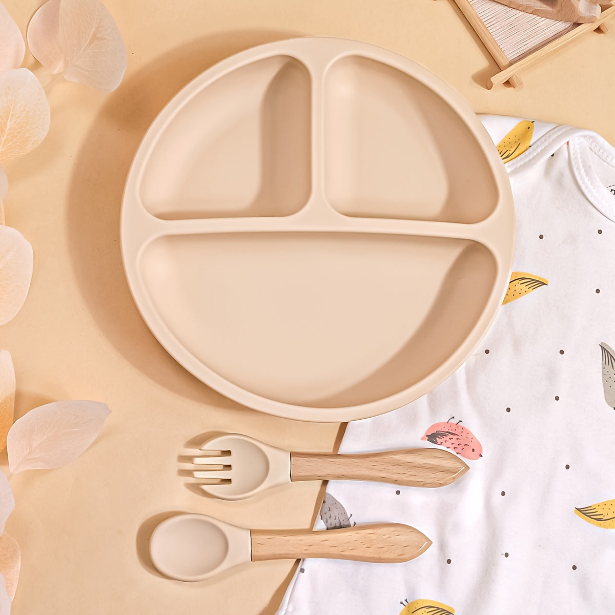 TYRY.HU 3pcs Baby Feeding Set Made of 100% Silicone, Featuring a Divided Suction Plate, Ideal for Baby-Led Weaning, Including Plates And Utensils, Suitable for Outdoor Dining, Camping, And As Gifts for Christmas, Halloween, A