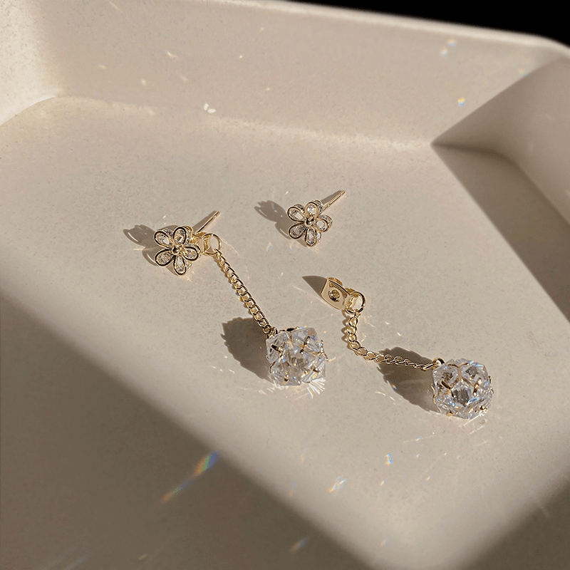 Exquisite Flower Design With Shiny Synthetic Gems Decor Dangle Earrings Elegant Style Alloy Jewelry Delicate Female Gift