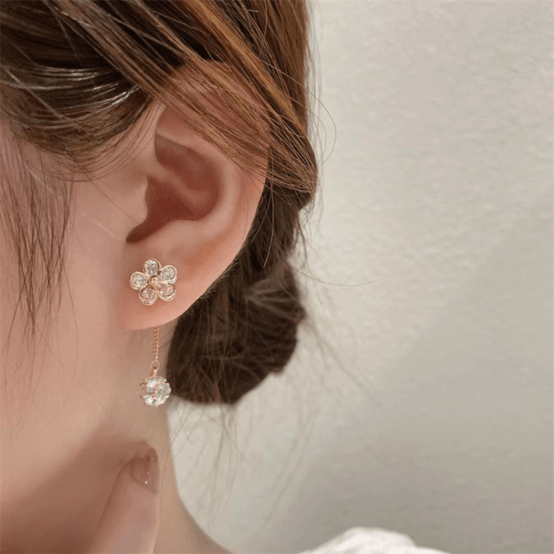 Exquisite Flower Design With Shiny Synthetic Gems Decor Dangle Earrings Elegant Style Alloy Jewelry Delicate Female Gift