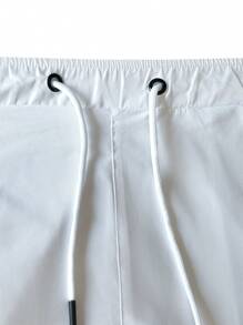 Manfinity Hypemode Loose Fit Men's Shorts With Slant Pockets And Drawstring Waist
