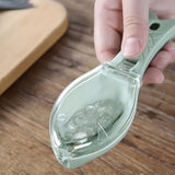 1pc Plastic Fish Scale Remover, Efficient Seafood Scale Peeler Cleaner, Non-Slip Fish Skin Scraping Brush, Convenient Kitchen Scaler Tool