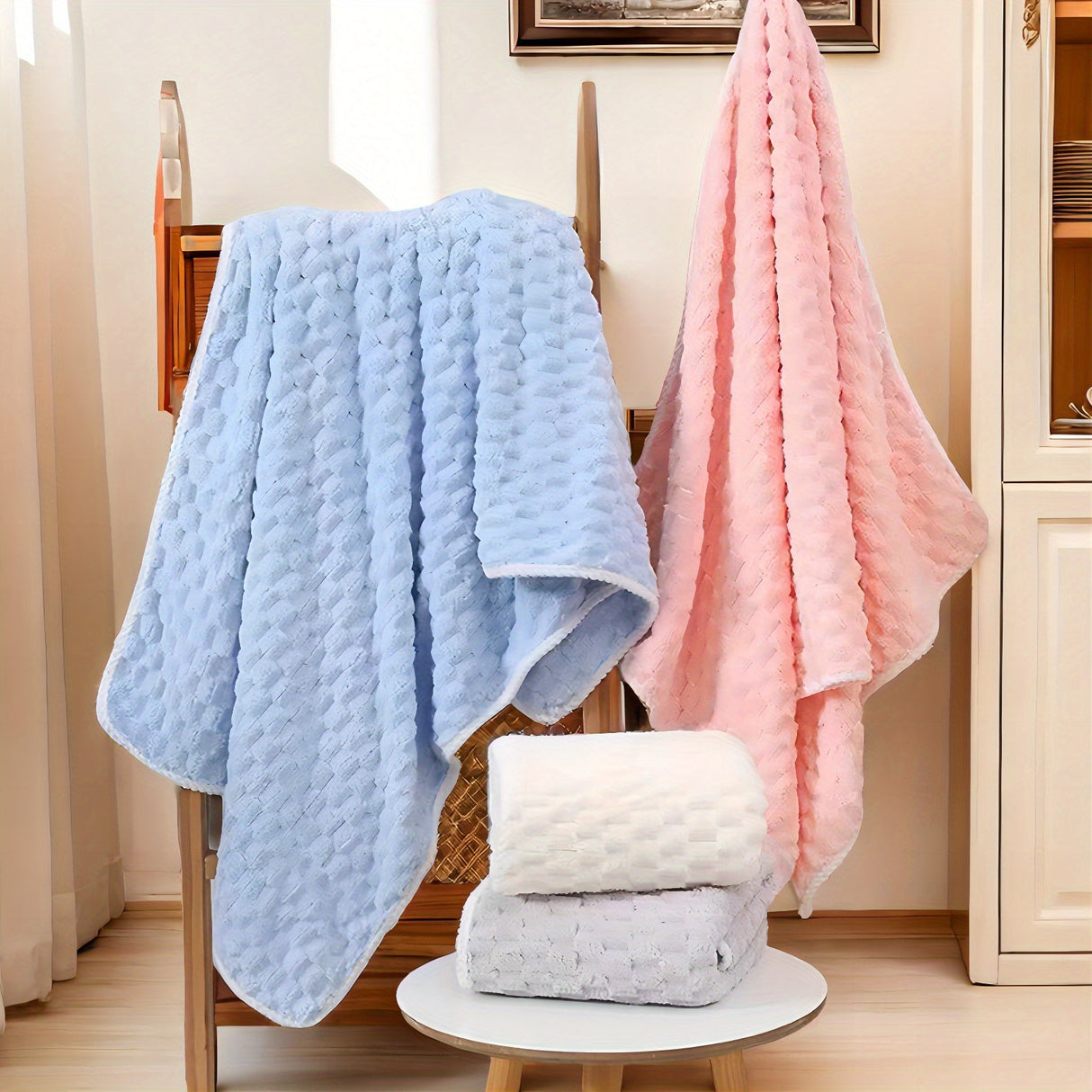 4pcs Luxury Bath Towel Set: Super Soft, Super Absorbent, Quick-Drying Towel, Bringing a Spa-like Experience - Suitable for Fitness, Spa, Sports, and Bathroom Essentials