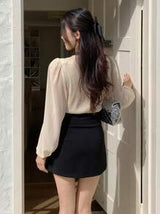 DAZY Women's V-Neck Contrast Color Casual Long Sleeve Shirt, Minimalist & Fashionable For Everyday Wear