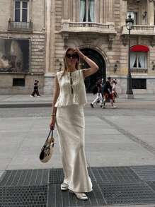 Women's Sleeveless Crew Neck Casual Pleated Tie-Up Crop Top And Low Waist Mermaid Maxi Skirt 2 Pieces Set Skirt.*