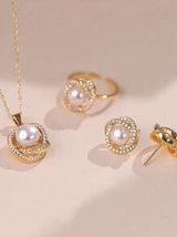 4pcs Stainless Steel Jewelry Set. Vintage Elegant Faux Pearl Necklace With Rhinestone Rose Petal