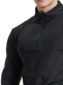 Manfinity Dauomo Men Spring And Summer Solid Color Zipper Half Placket Stand Collar Long Sleeve Casual T-Shirt