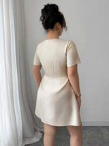 Elenzga Plus Size Women's Elegant French Style Short Sleeve Mini Dress, Trapeze Collar, Buttoned Front, Suitable For Commuting, Spring/Summer
