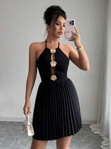 Elegant Sleeveless Backless Pleated Hollow Gold Party Dress