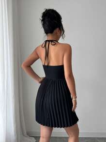 Elegant Sleeveless Backless Pleated Hollow Gold Party Dress