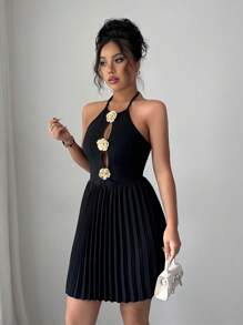 Elegant Sleeveless Backless Pleated Hollow Gold Party Dress