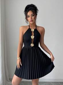 Elegant Sleeveless Backless Pleated Hollow Gold Party Dress
