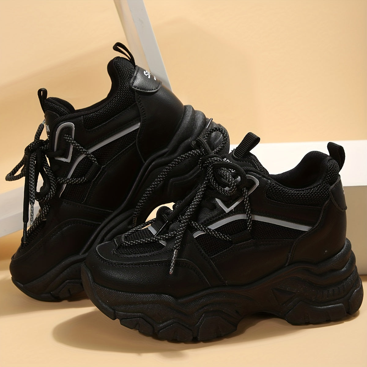 Women's Shockproof Thick Bottom Running Shoes, Casual Breathable Non-slip Sports Shoes