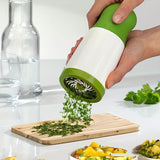 1Pc Manual Spice Grater Parsley Chilli Coriander Grater Handheld Spice Grater Kitchen Gadget