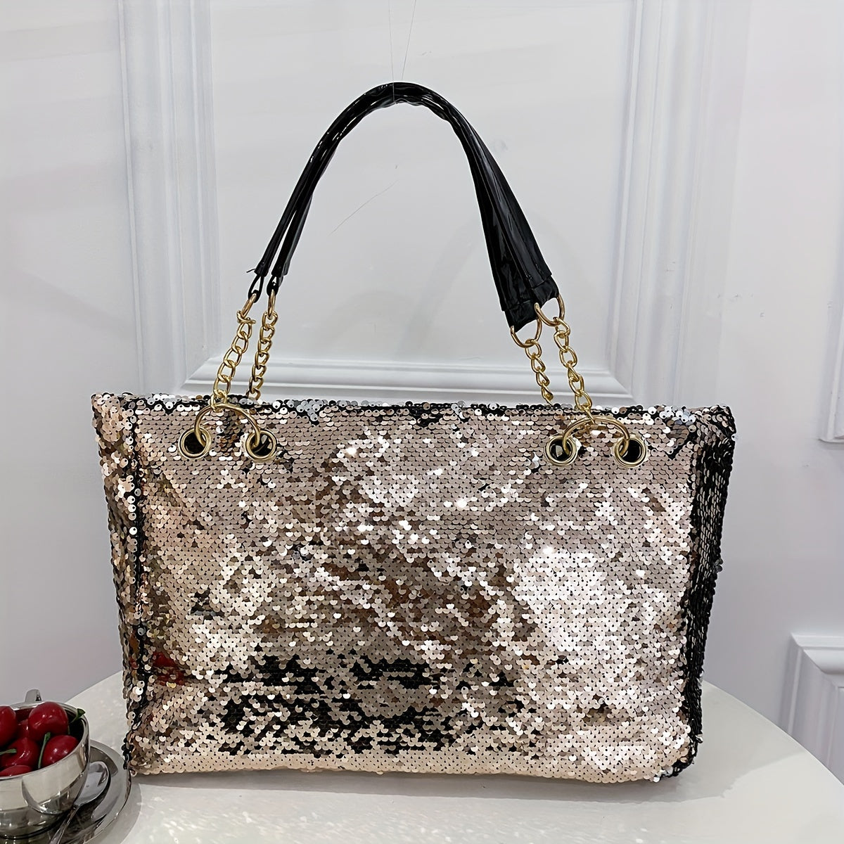 Large Capacity Sequin Glitter Tote Bag - Sparkly Bling Metal Chain Shoulder Bag with Fixed Straps, Polyester Lining, and Zipper Closure - Perfect Casual Commuter Bag for Carnaval and Everyday Use, Great Gift Idea
