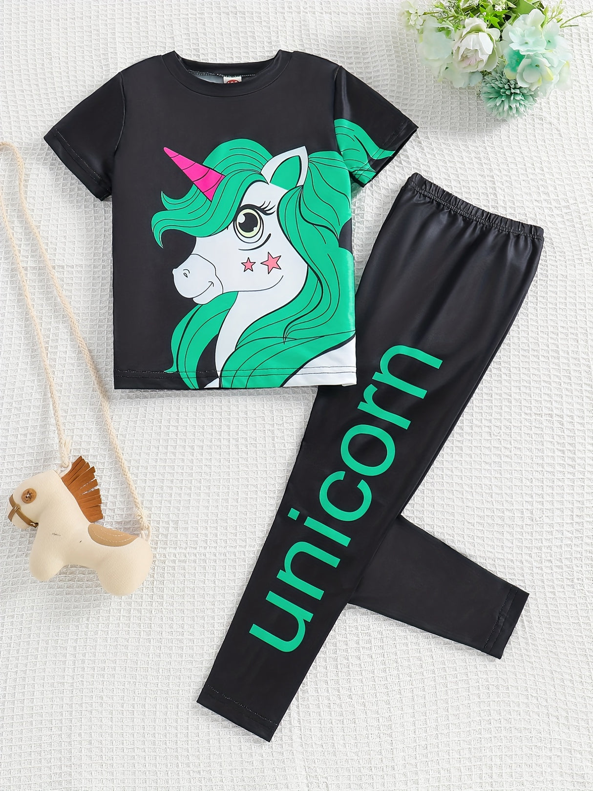 Girl's 2pcs T-shirt & Elastic Waist Pants Set, UNICORN Print Short Sleeve Tee Top, Casual Outfits, Kids Clothes For Summer