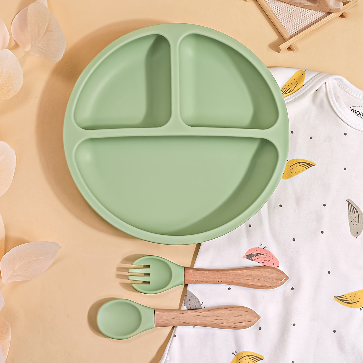 TYRY.HU 3pcs Baby Feeding Set Made of 100% Silicone, Featuring a Divided Suction Plate, Ideal for Baby-Led Weaning, Including Plates And Utensils, Suitable for Outdoor Dining, Camping, And As Gifts for Christmas, Halloween, A