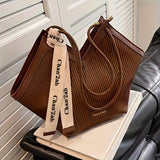 Love Design Tote Bag, Trendy Large-capacity Shoulder Bag, Faux Leather Simple Bag For Work - For Women - Suitable for Office, Shopping, Travel - Perfect Gift for Fashionistas