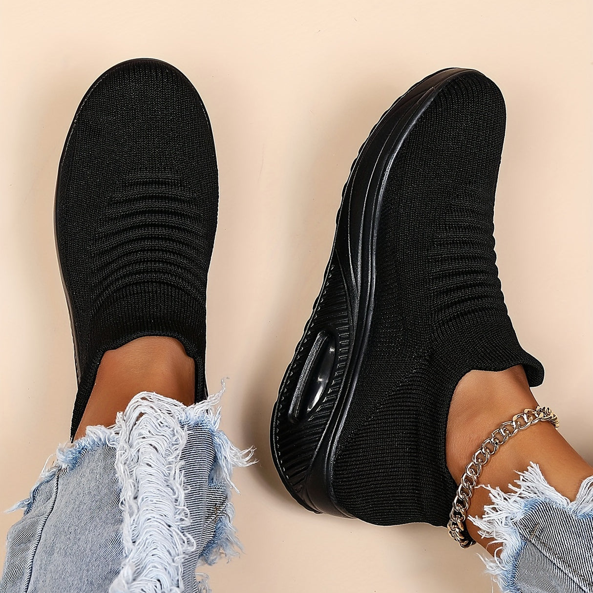 All-Season Women's Lightweight Sneakers - Stabilizing Air Cushion, Slip-On Running Shoes in Sleek Black