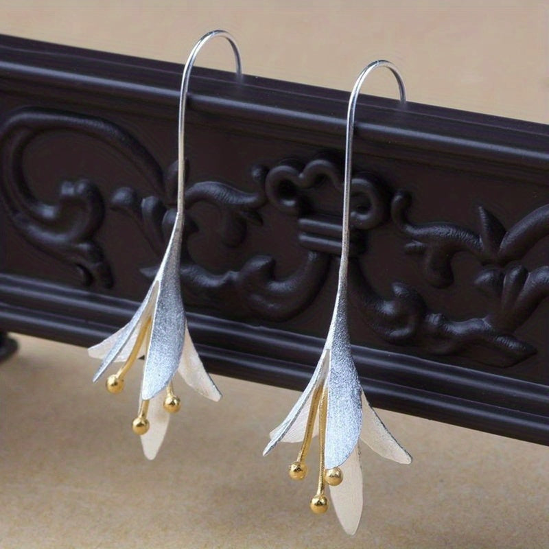 Female Fashion Vintage Blooming Flowers Two Tone Dangle Hanging Engagement Jewelry Earrings