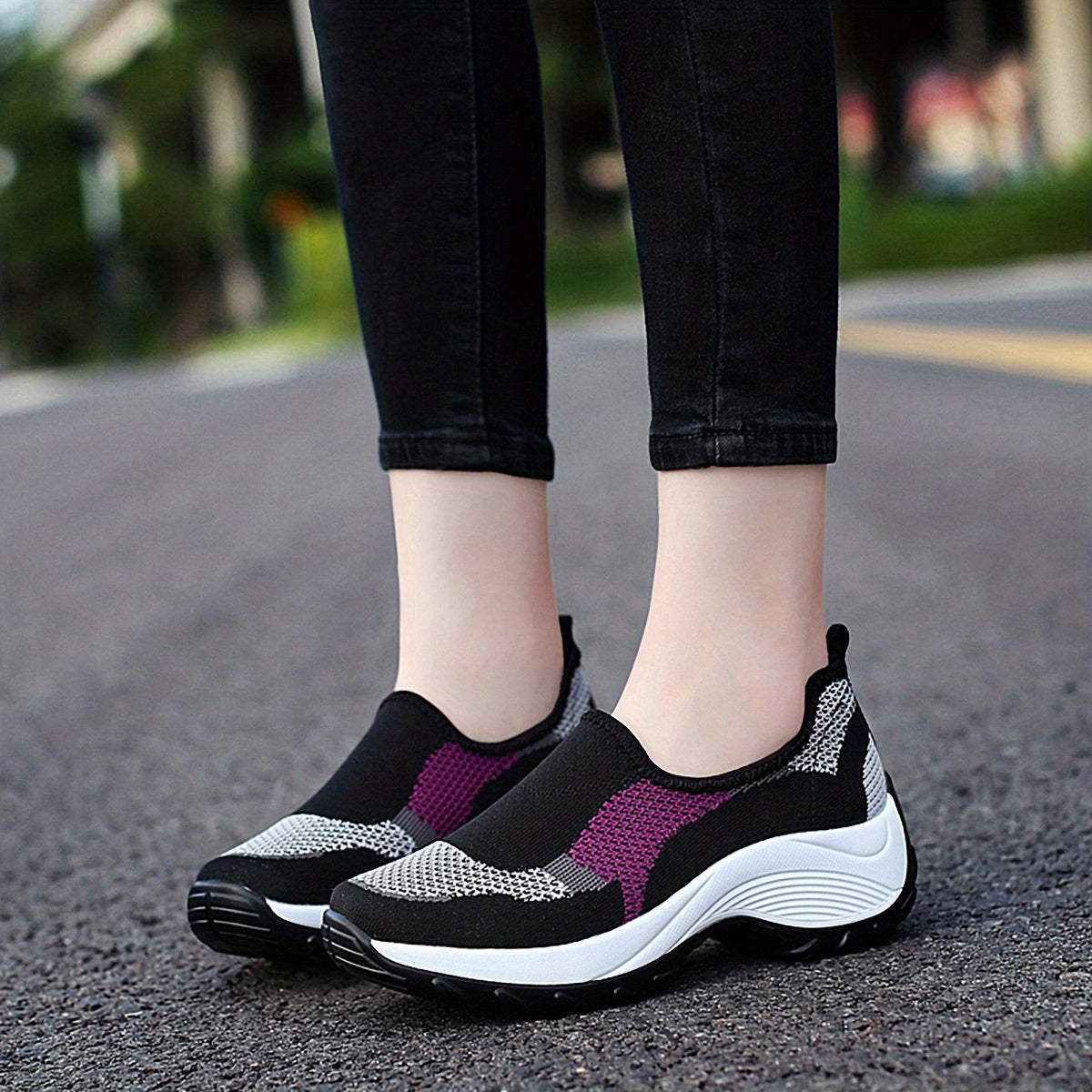 Women's Fashionable Contrast Color Running Shoes - Breathable Mesh for Comfort & Style Outdoors!