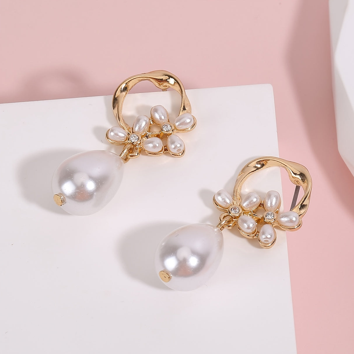 [Vintage Pearl Earrings] 14K Golden Freshwater Pearl Earrings | Vintage Floral, Rhinestone Accents, Stainless Steel Ear Needle, Cute Daily & Vacation Wear, All-Season Accessory