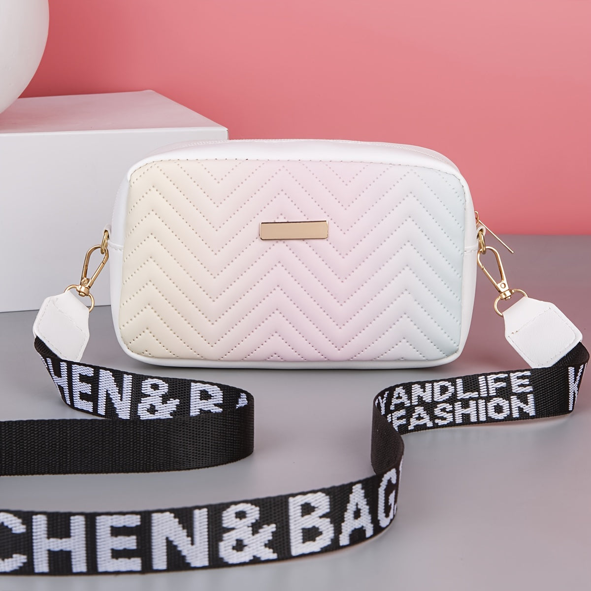 Chic Gradient Quilted Crossbody Bag - Durable PU Leather, Fashion-Forward Design - Versatile Shoulder Bag for Women