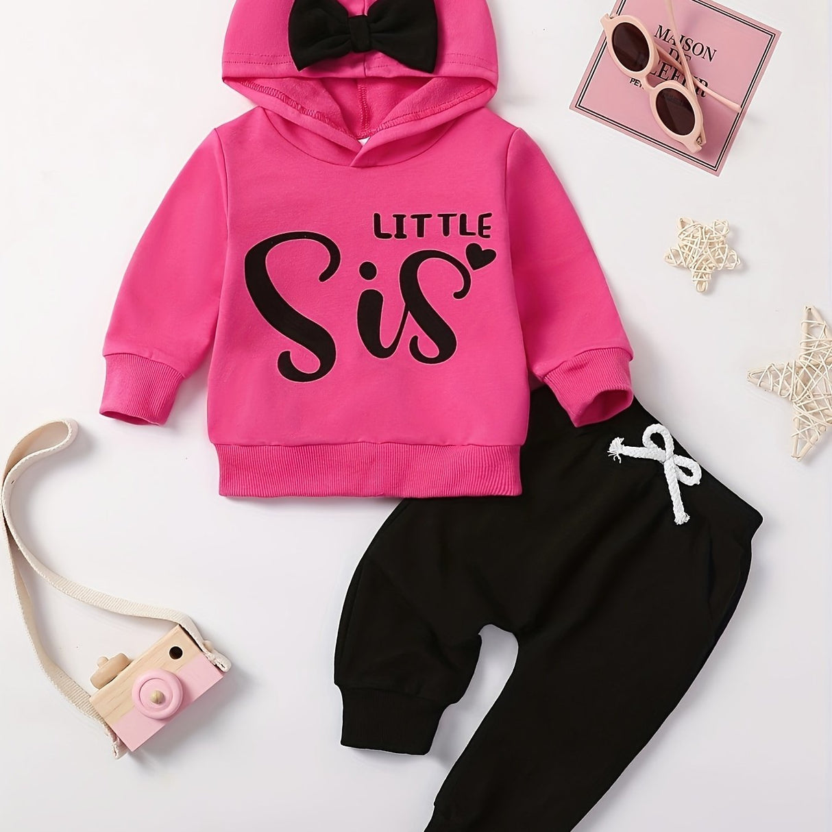 2pcs Baby Girl Autumn Little Sister Alphabet Love Print Long Sleeve Hoodie Bow Decorative Sweater & Casual Comfort Fake Bow Drawstring Jogging Pants Autumn And Winter Suit