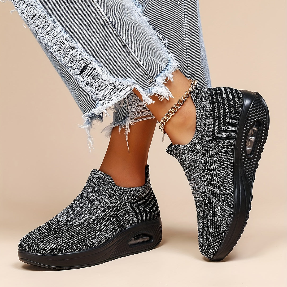 All-Season Women's Lightweight Sneakers - Stabilizing Air Cushion, Slip-On Running Shoes in Sleek Black