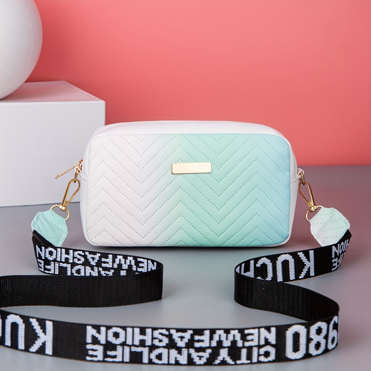 Chic Gradient Quilted Crossbody Bag - Durable PU Leather, Fashion-Forward Design - Versatile Shoulder Bag for Women