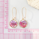 Exquisite Dried Flower Leaf Pendant Earrings - Delicate Artificial Plant Drop Dangle Jewelry for Women - Hypoallergenic Ear Studs with Leaf-Shaped Design and Natural Look
