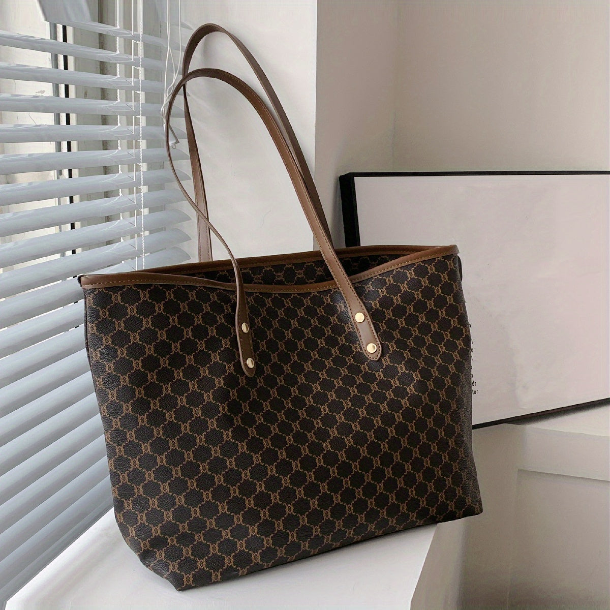 Large Capacity Tote Bag - Premium PU Leather, Spacious Shoulder Bag Design, Ample Space for Work, School Essentials - Stylish, Practical Choice for Women
