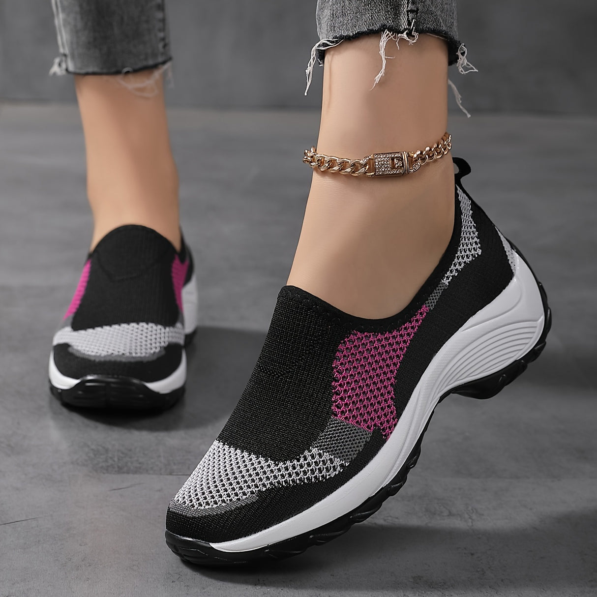 Women's Fashionable Contrast Color Running Shoes - Breathable Mesh for Comfort & Style Outdoors!