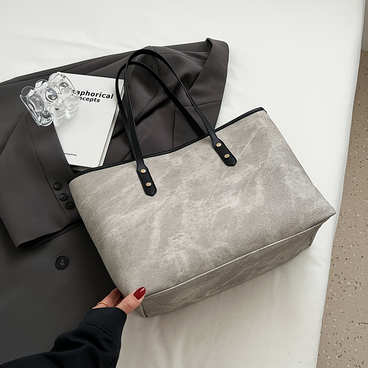 Large Capacity Tote Bag - Premium PU Leather, Spacious Shoulder Bag Design, Ample Space for Work, School Essentials - Stylish, Practical Choice for Women