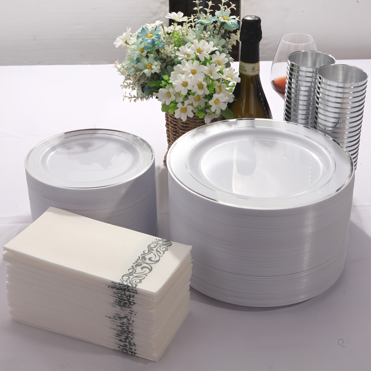 500 Pcs Golden Plastic Plates with Golden Silverware, White Golden Plastic Dinnerware Set for Party include: 100 Dinner Plates 10.25 inch, 100 Dessert Plates 7.5 inch, 100 Golden Silverware Sets