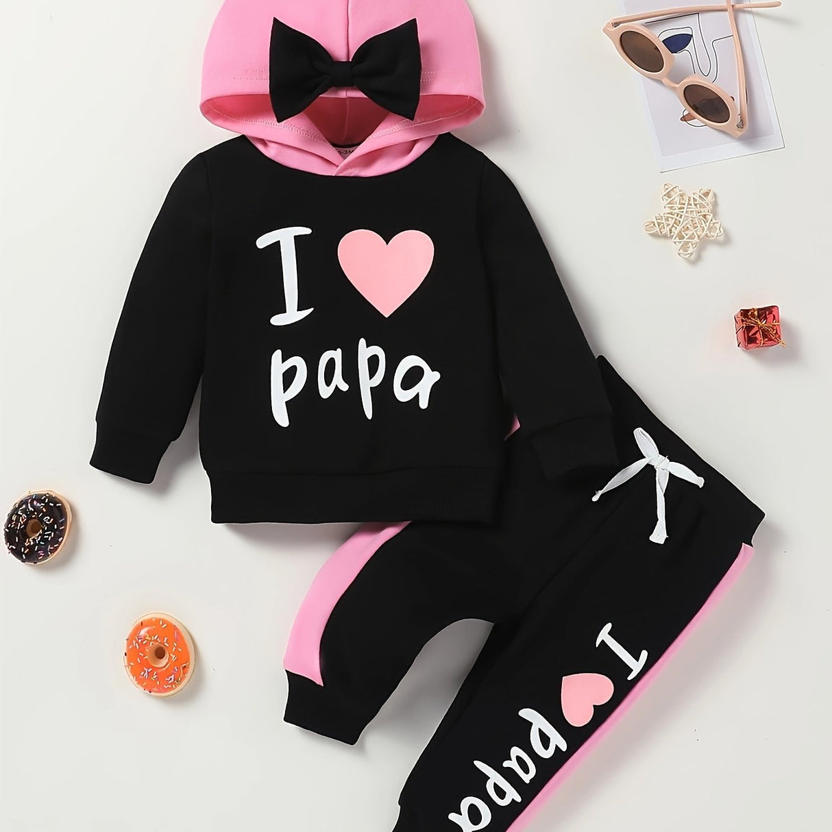 2-piece Baby Girl"I Love Daddy" Embossed Long Sleeve Bow Embellished Hoodie & Fashionable Casual Stretch Stretch Rope Color Jogger Band Trousers Autumn/winter Suit