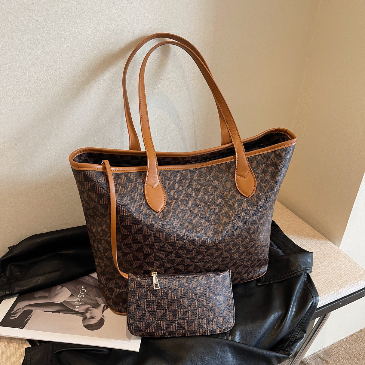 Large Capacity Tote Bag - Premium PU Leather, Spacious Shoulder Bag Design, Ample Space for Work, School Essentials - Stylish, Practical Choice for Women