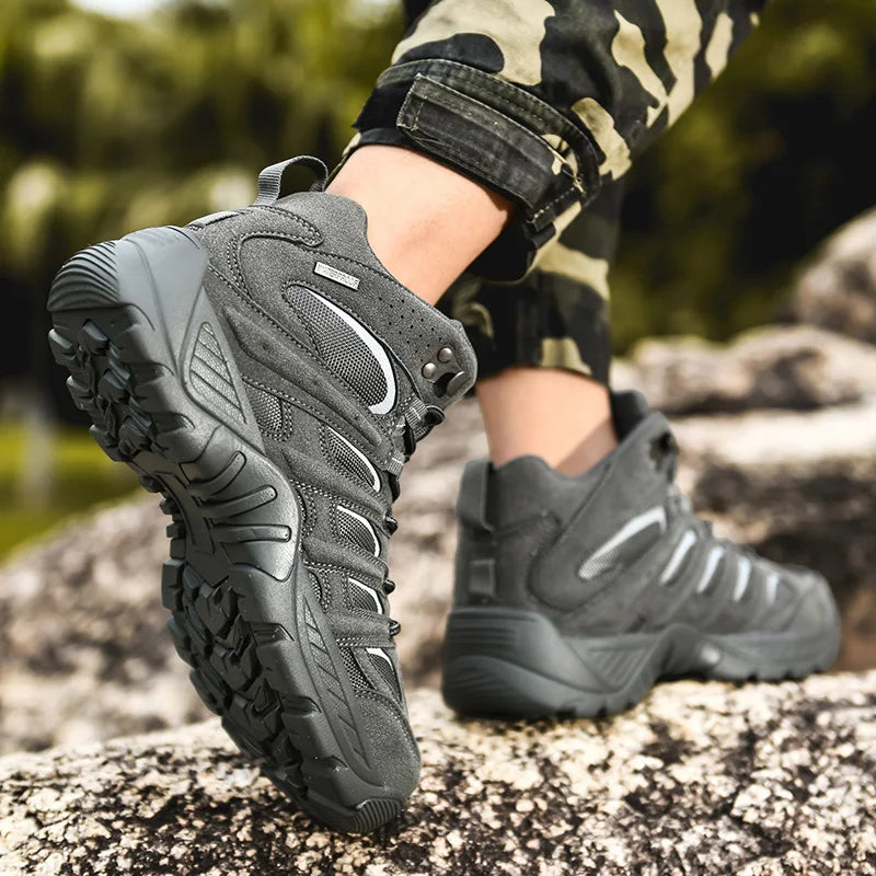 Fashion Men's Boots Winter Short Boots Outdoor Men Hiking Boots Autumn Sneakers Light Non-slip Men Desert Boots Ankle Boots