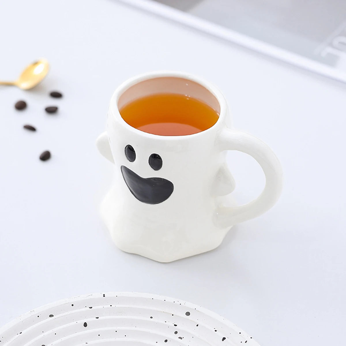 Cute Ghost Pumpkin Halloween Ceramic Mug   Reusable Spooky Coffee Cup with Handle, Halloween Party Gift