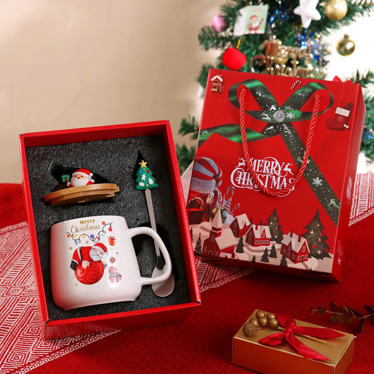 Mug gift box ceramic mug Christmas gift Ceramic mug mug with lid with spoon set cup cup cup Coffee cup Christmas