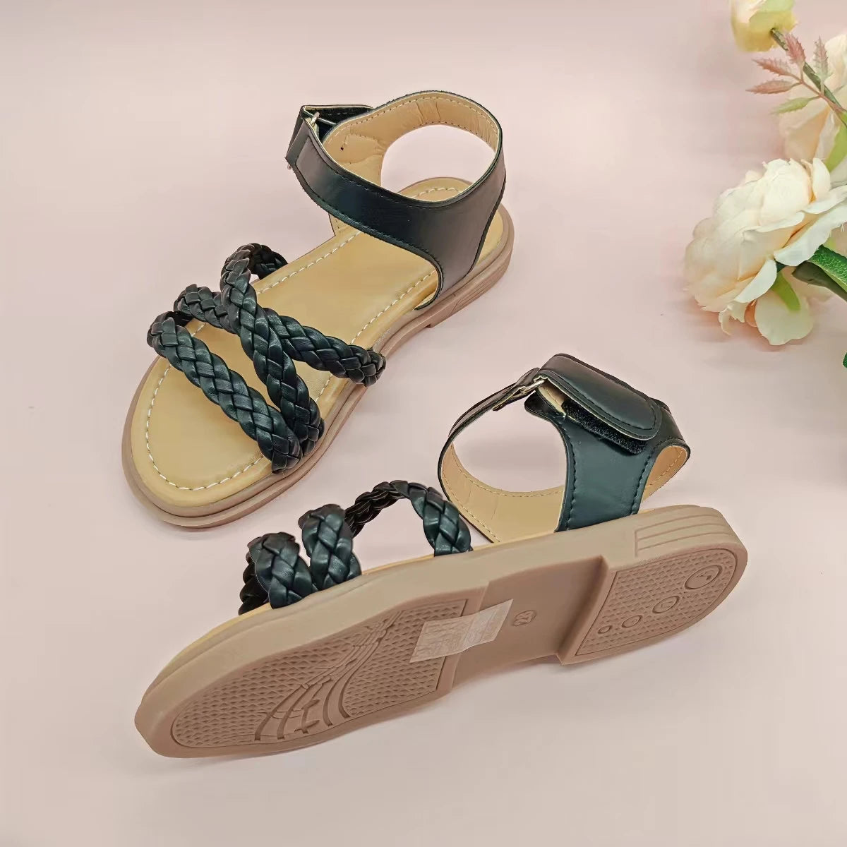 Girls sandals new summer medium and large children princess shoes soft sole shoes