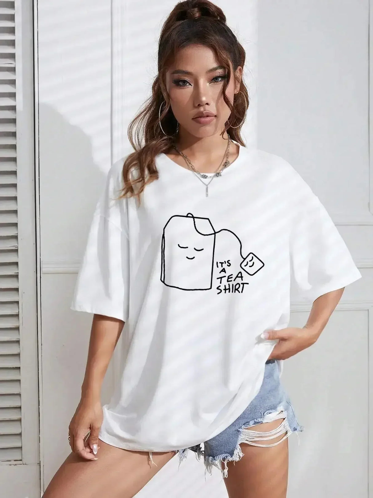 Women T-Shirts It's Tea Shirt Letter Printing Tees Casual Soft Short Sleeve Tops Loose Comfortable Summer Street Clothes