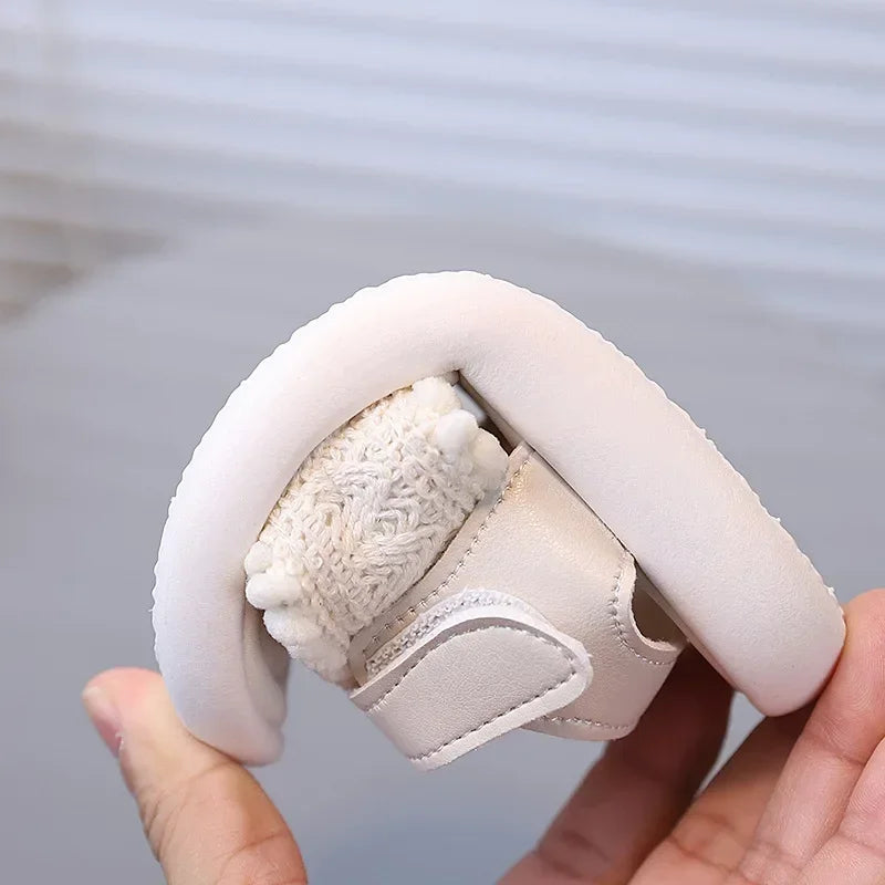 Girls Sandals Versatile Casual 2025 Summer New Kids Beach Shoes Non-slip Soft Sole Girls Princess Style Open Toes Soild Color