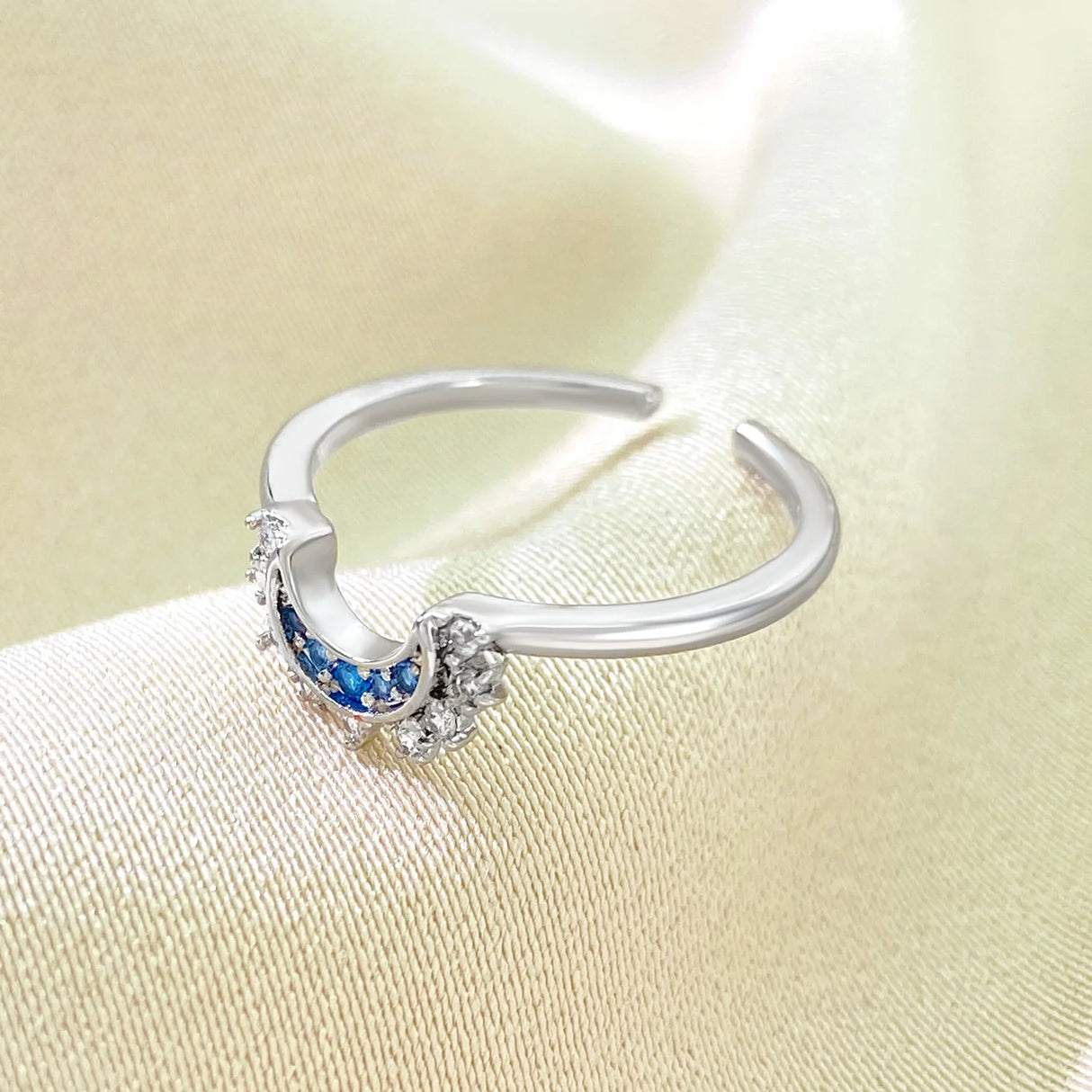 2Pc/set Sparkling Ring Riyue Suitable Ring for Women To Wear Fashion Female Sun Moon Star Ring Cubic Zircon Ring for Women Gifts