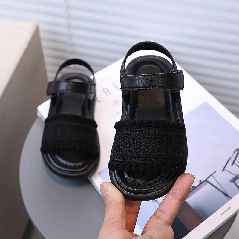 Girls Sandals Versatile Casual 2025 Summer New Kids Beach Shoes Non-slip Soft Sole Girls Princess Style Open Toes Soild Color
