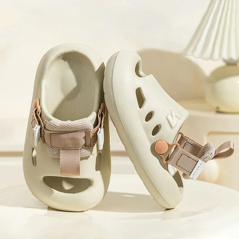 Children's sandals, boys' and girls' slippers, fashionable outdoor shoes, walking shoes, hiking shoes, anti slip beach shoes