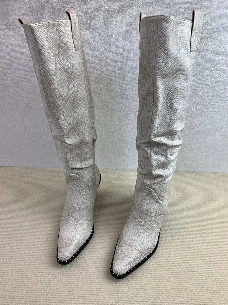 Designer Brand New Fall Winter Pointy Toe Thick Heel Serpentine Vintage Boots Botas De Invierno Para Mujer Hot Selling